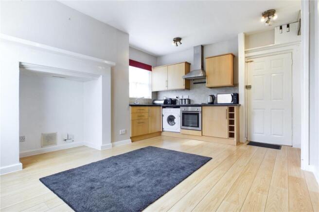 Living / Dining Area