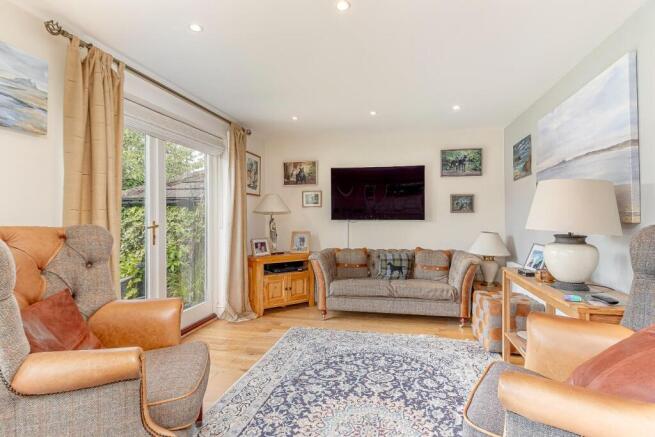 3 bed House for sale Image 6