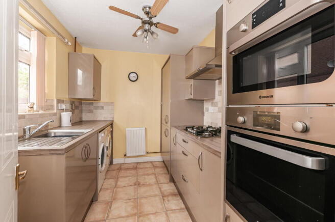 2 bed Semi-Detached Bungalow for sale Image 2