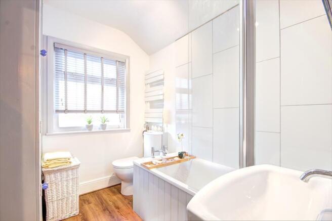Bathroom.jpg