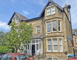6, West Cliffe Terrace, Harrogate HG2 0PT