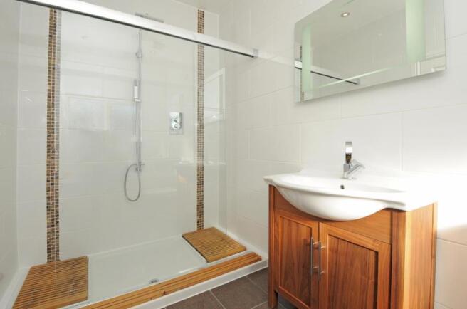 Bathroom 2