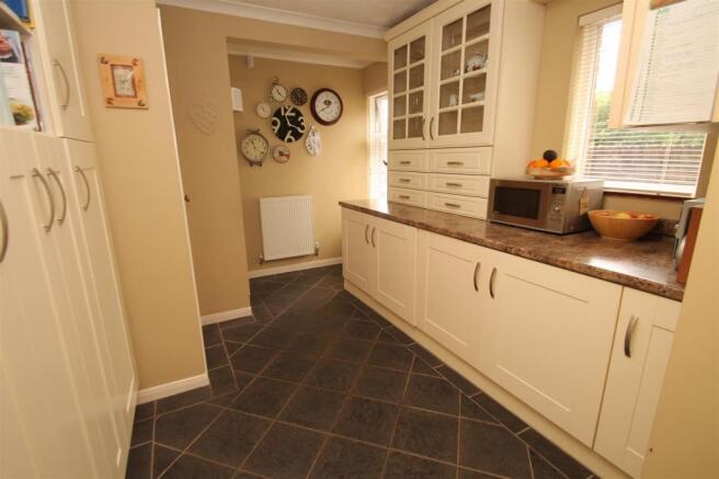 Modern Fitted Kitche