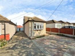 21a, Kings Gardens, Upminster RM14 1LA