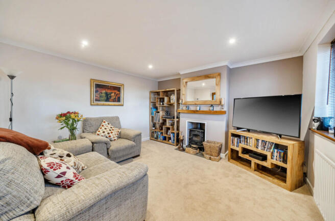 Ratcliffe Road, Farnborough, Hampshire, GU14 photo 4