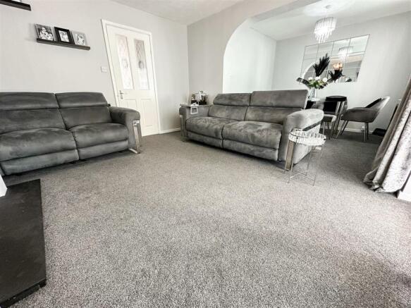 OPENPLAN LOUNGE DINING ROOM