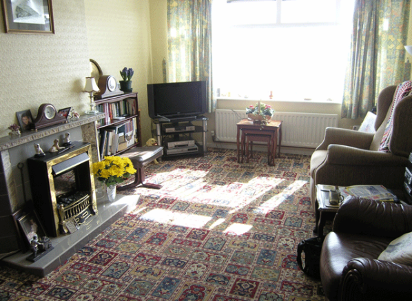 LOUNGE