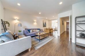 3, 16 Rose Stapleton Terrace, Pages Walk, London SE1 4SB