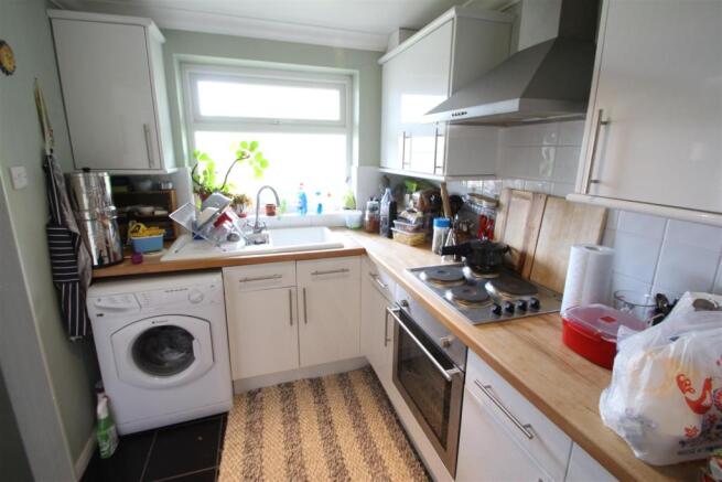 KITCHEN 2