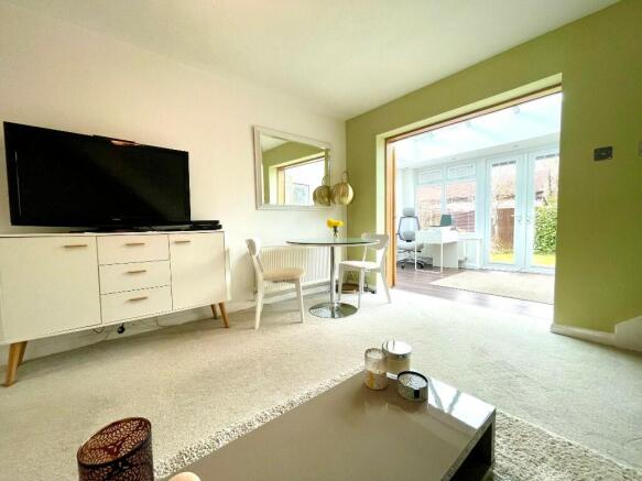 Lounge to Orangery