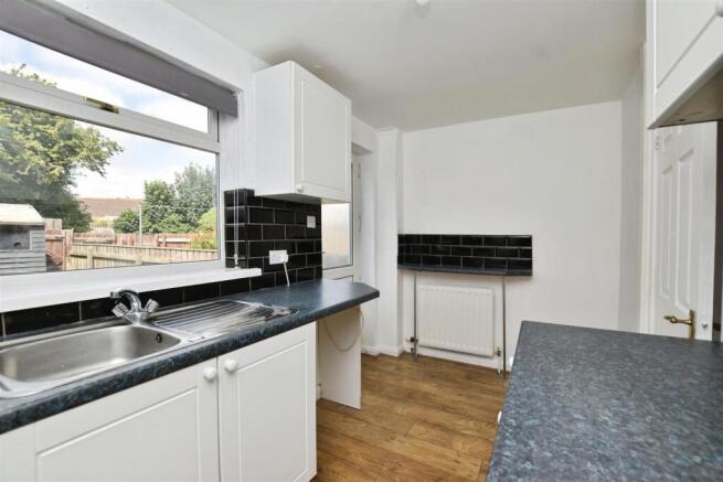 2 bed Terraced for sale Image 6