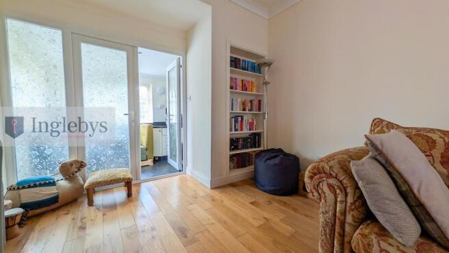 2 bed Semi-Detached Bungalow for sale Image 7