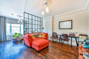 Flat 2, 12, Quarry Street, Guildford GU1 3UY