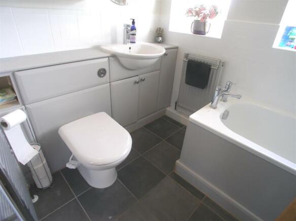 Bath/Shower Room