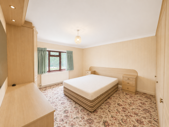 3 bed Detached for sale Image 11