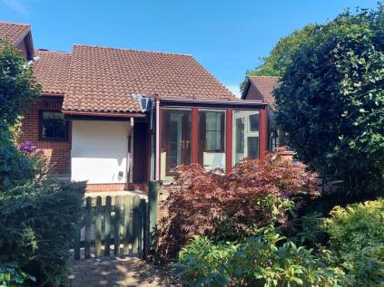 Pyrford Mews, Belmore Lane, Lymington, Hampshire, SO41