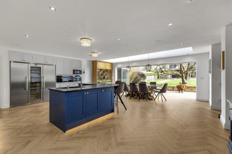 The Park, Leatherhead, KT23