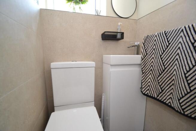 3 bed Semi-Detached for sale Image 5