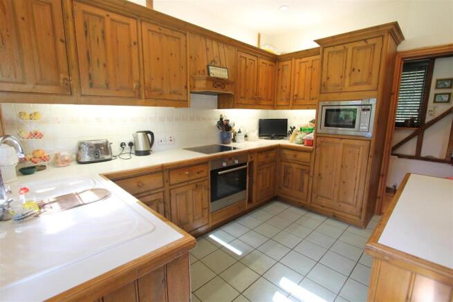 Kitchen.JPG