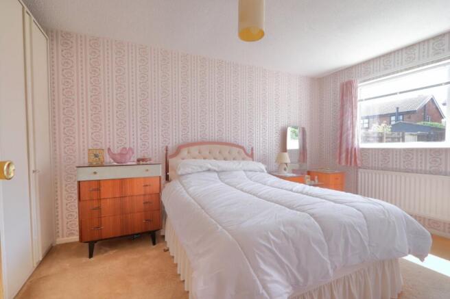 2 bed Bungalow for sale Image 6