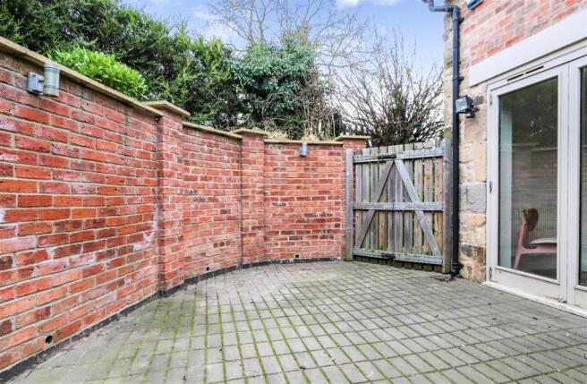 ENCLOSED COURTYARD