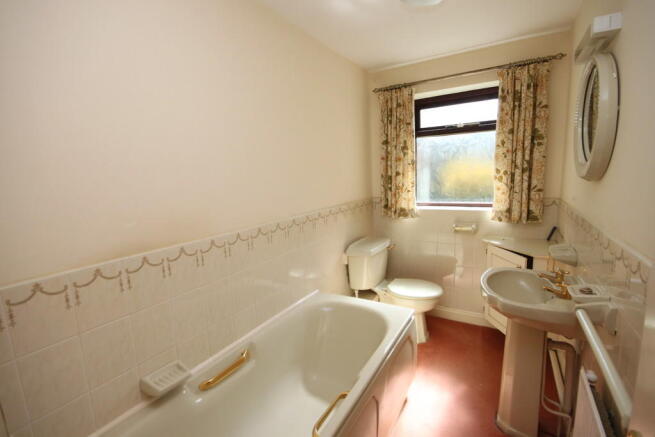 En-suite Bathroom