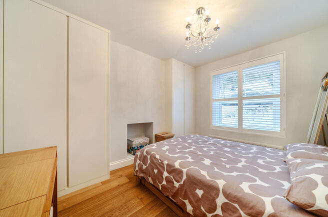 Cambridge Road North, London, W4 photo 4