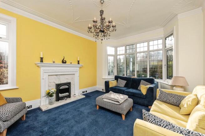 4 bed Detached for sale Image 12