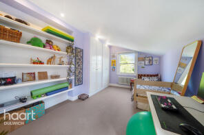 229, Barry Road, London SE22 0JU