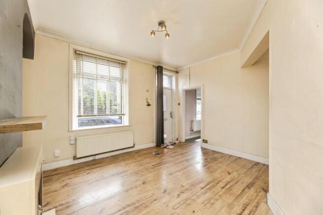 2 bed Terraced for sale Image 5