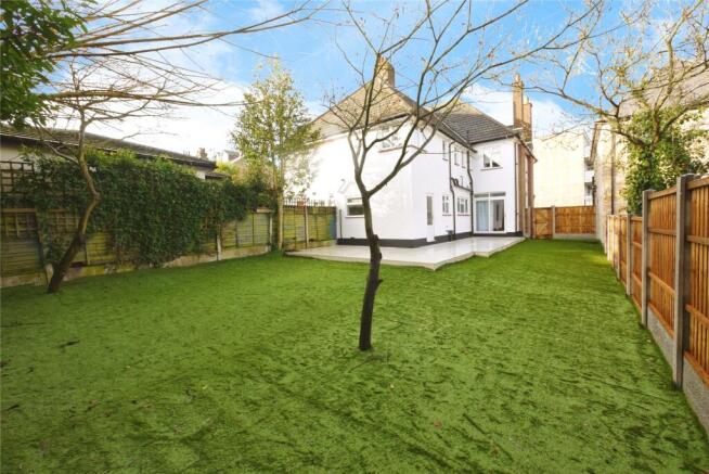Warley Mount, Warley, Brentwood, Essex, CM14 photo 4
