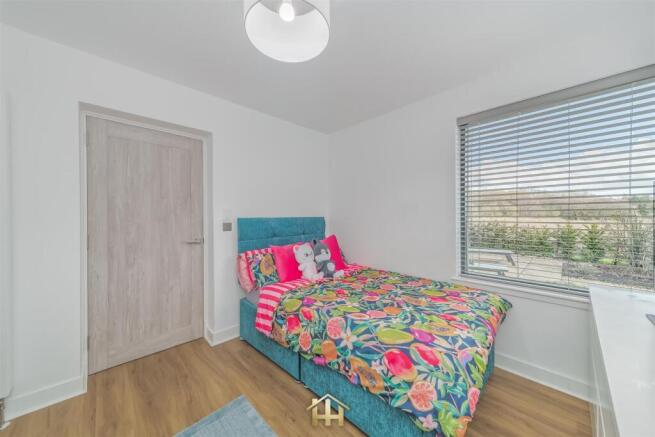 ROWAN COTTAGE AUCHTERHOUSE DUNDEE DD3 0QN 130426 E