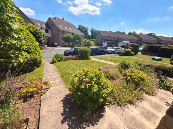3 bed Semi-Detached to rent Image 11