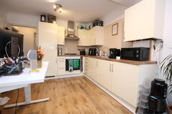 Kitchen Area.JPG