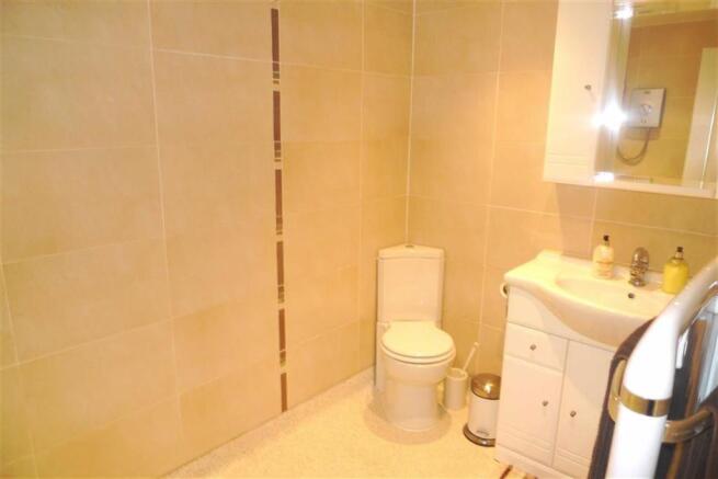 Wet Shower Room
