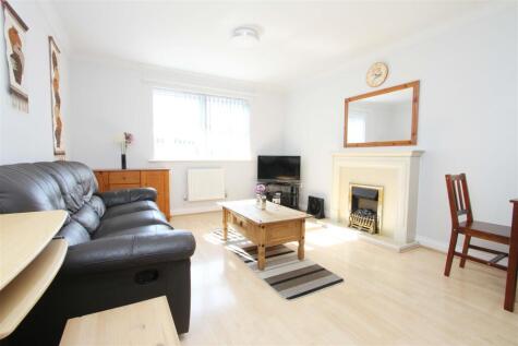 Arklay Close, Hillingdon