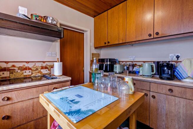 3 bed Semi-Detached for sale Image 7