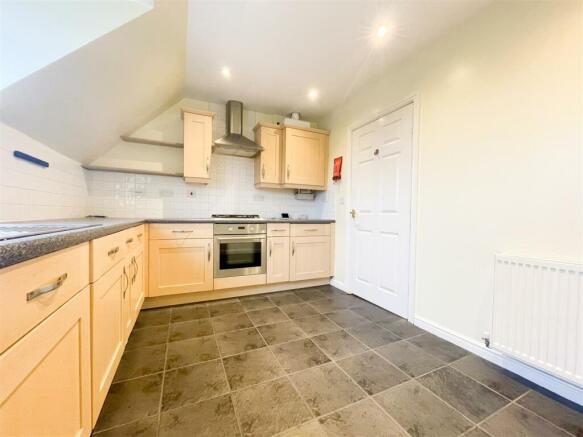 KITCHEN DINING ROOM