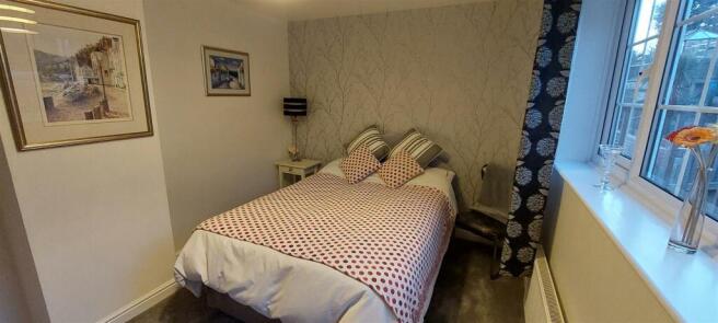 bed3.jpg