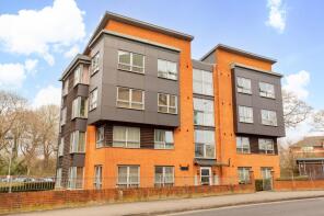 Flat 10, Old Meadow House, Pegler Way, West Green, Crawley RH11 7AD