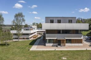 Flat 3, Deepdene Court, Deepdene Avenue, Dorking RH5 4GF