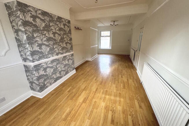 Asquith Avenue, Birkenhead, CH41 8AT photo 4