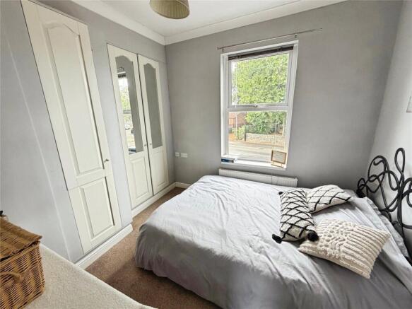 2 bed Terraced for sale Image 5