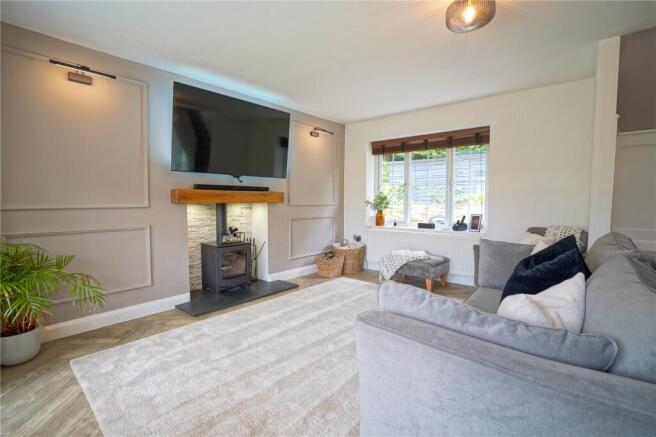 4 bed Detached for sale Image 5