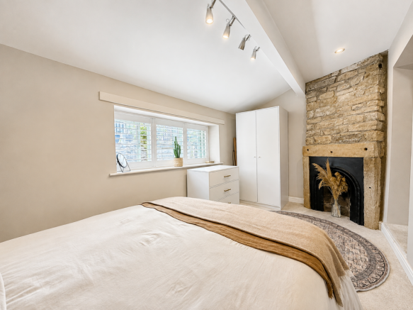 2 bed Cottage for sale Image 11