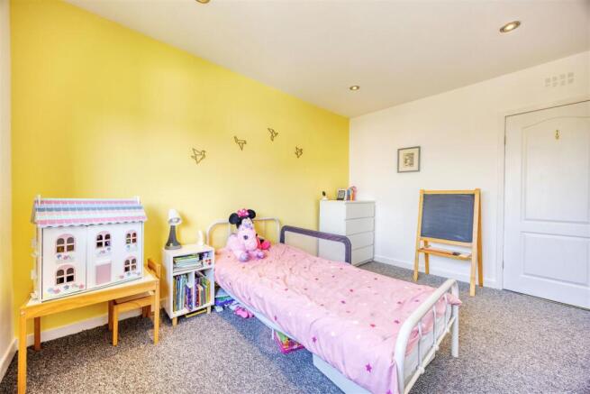 15_CRAWFORD_AVE_LENZIE_034.JPEG