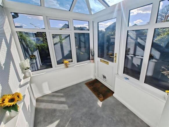 Conservatory/Entrance Porch