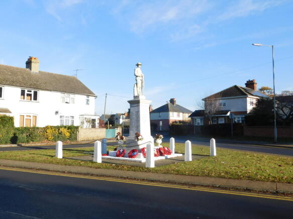 Arlesey War Memor...
