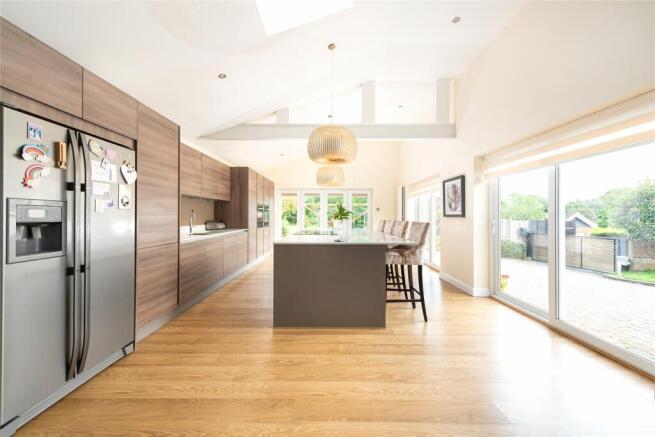 Kitchen/Breakfast Rm