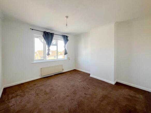 2 bed Terraced to rent Image 8